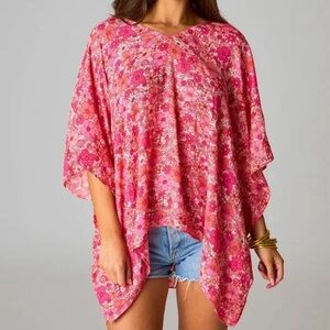 Buddy Love North Tunic